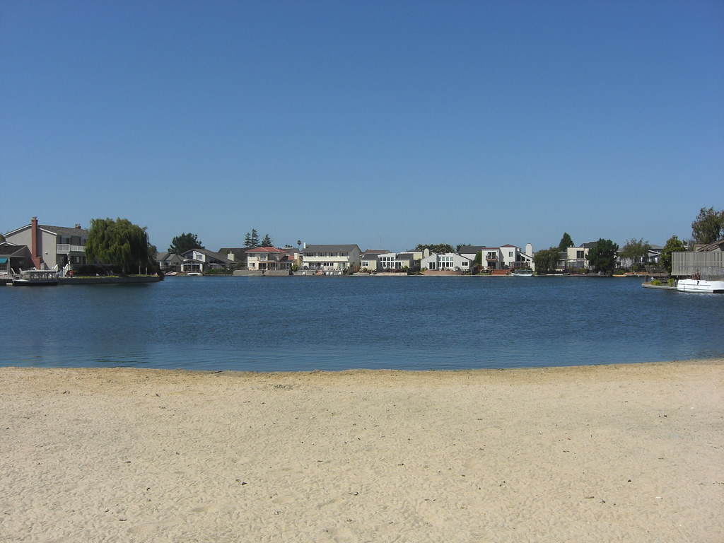 Foster City Water Temperature Forecasts & current water temp