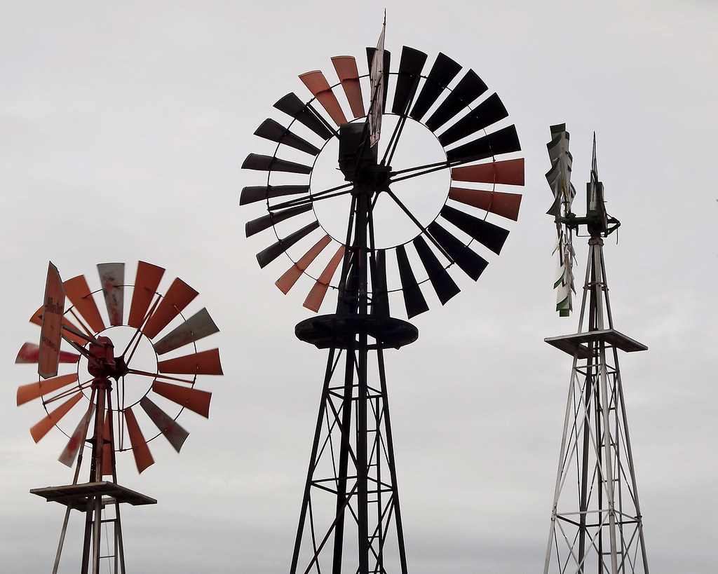 DSCF8972Lc1 Windmills in Grants Pass, Oregon Patree Sheid Flickr