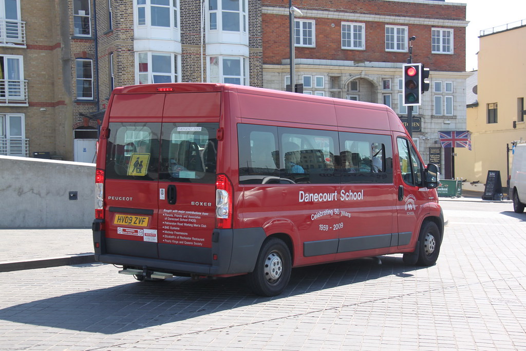 97679 Danecourt School, Gillingham (XKT) HV09ZVF rear Flickr