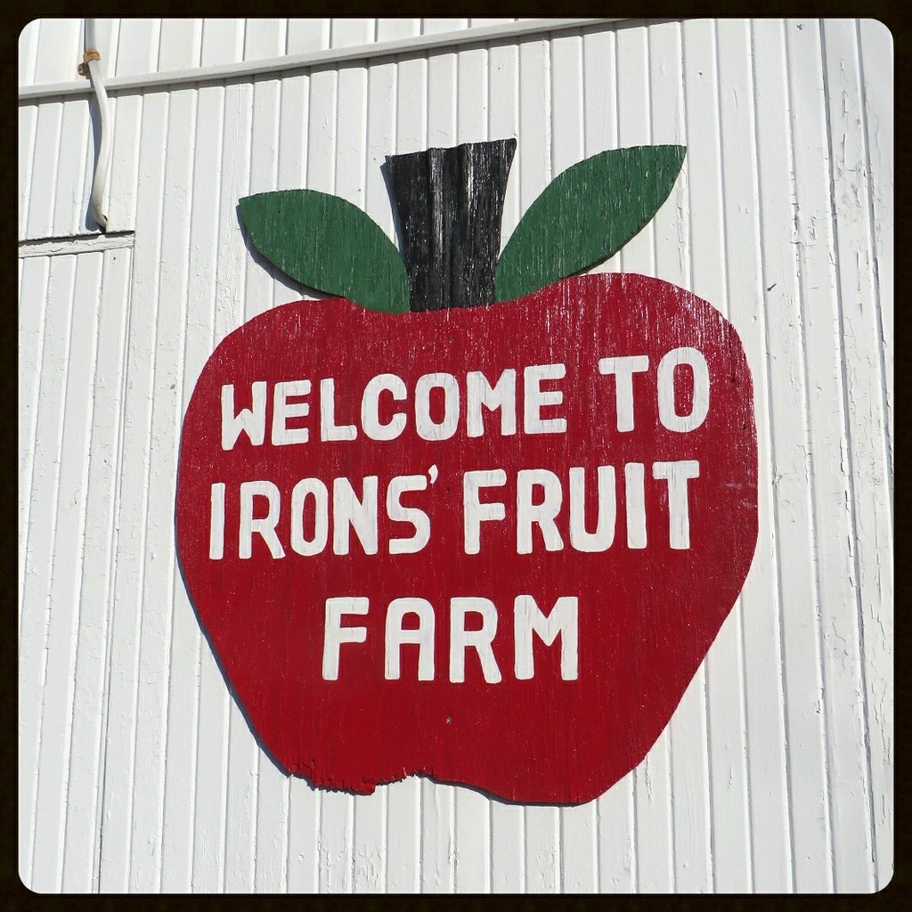 Irons Fruit Farm Irons Fruit Farm in Lebanon Ohio. Thadd F. Flickr