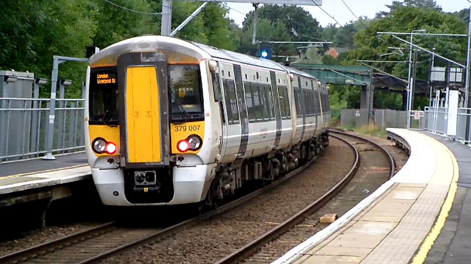 379007 2H51 Stansted Mountfitchet 14/09/13 Class 379 EMU 3… Flickr