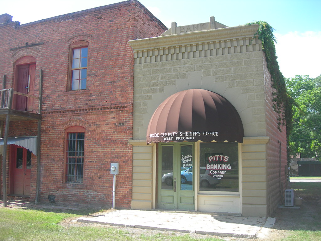 The Old Pitts Bank Pitts, Jimmy Emerson, DVM Flickr