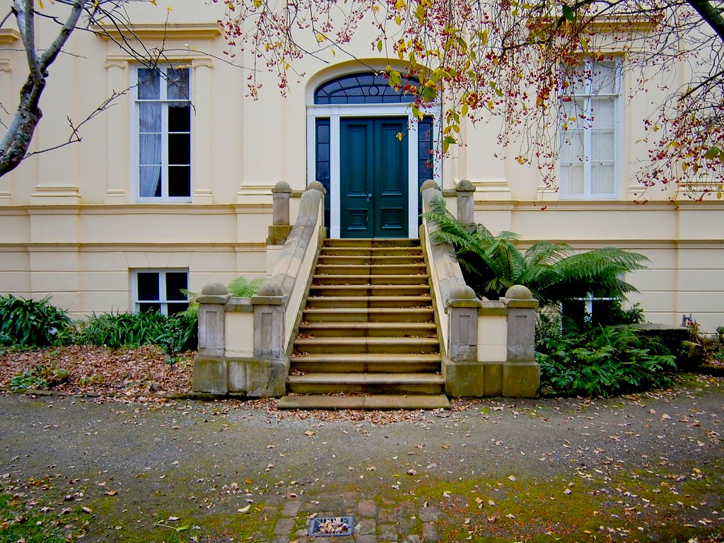 REAR ENTRANCE DOORS Rear entrance, Clarendon House, Evanda… Flickr