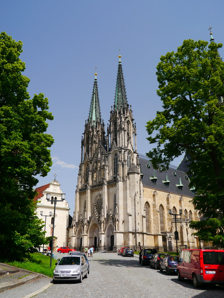Saint Wenceslas Cathedral (Katedrála svatého Václava) Flickr