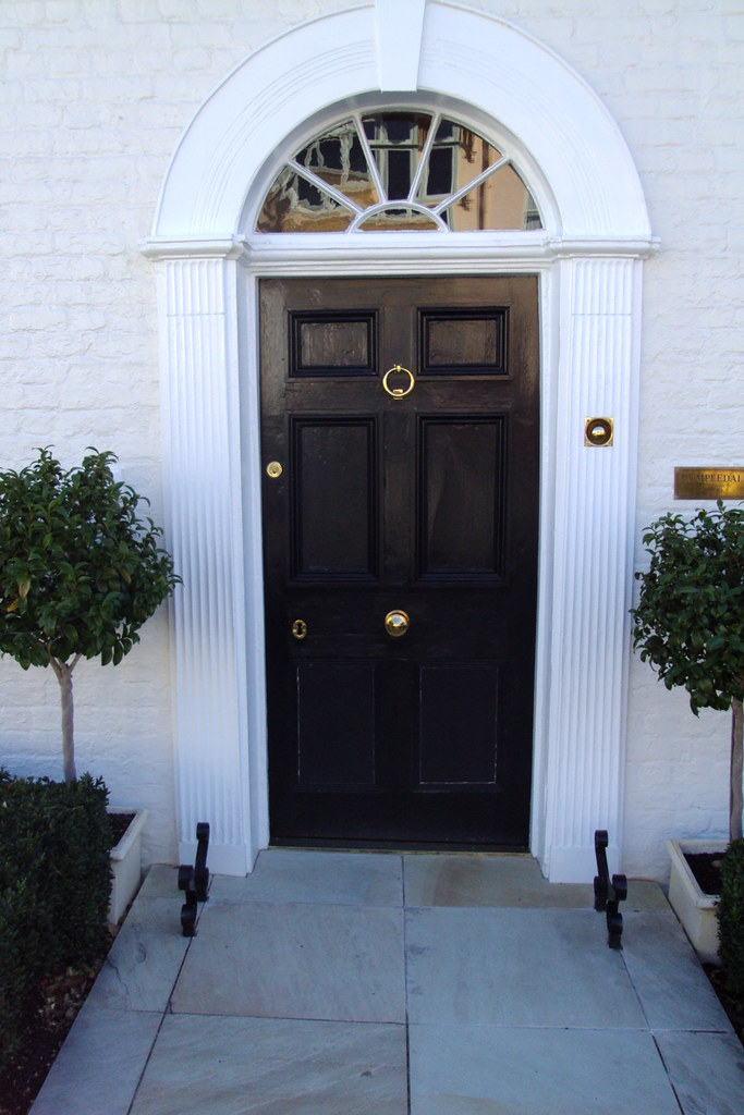 Launceston townhouse doorway. denisbin Flickr