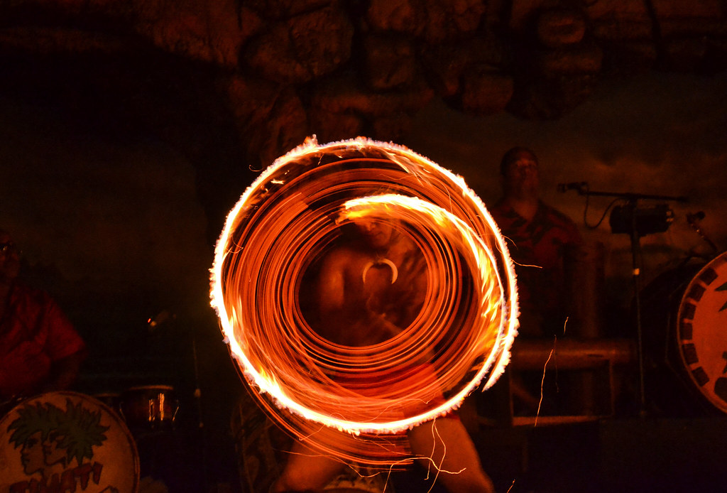 Tongan Fire Dance Claudia Flickr