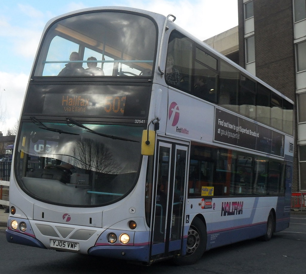 First Halifax 32541 Volvo B7TL YJ05 VWF matthew burton Flickr