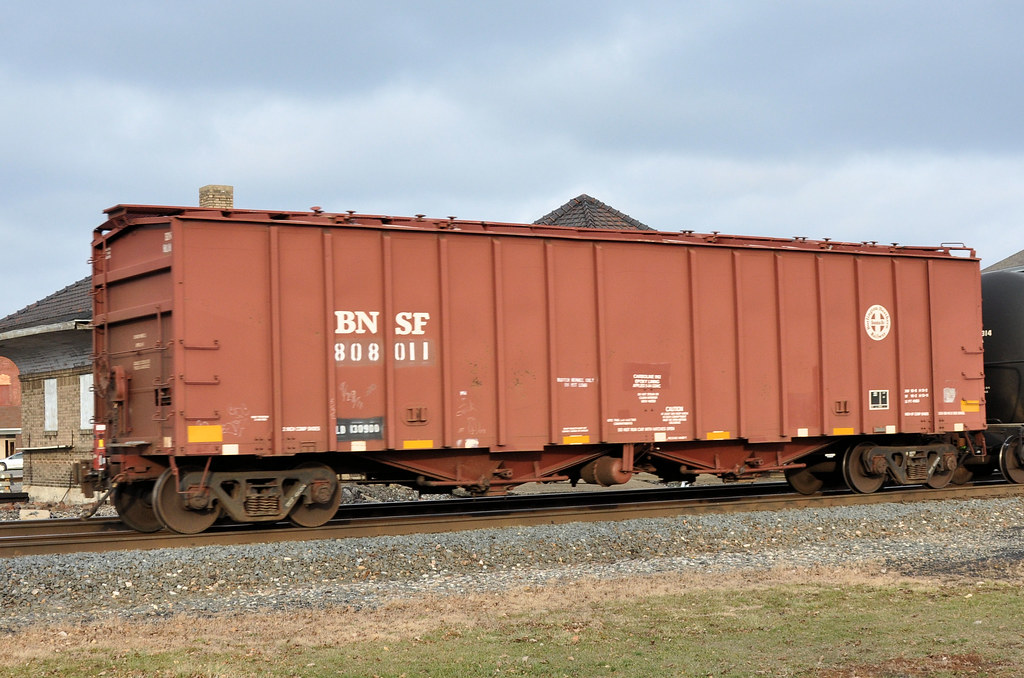 BNSF808011 BUFFER CAR DESHLER,OHIO 12513 THURSDAY Flickr