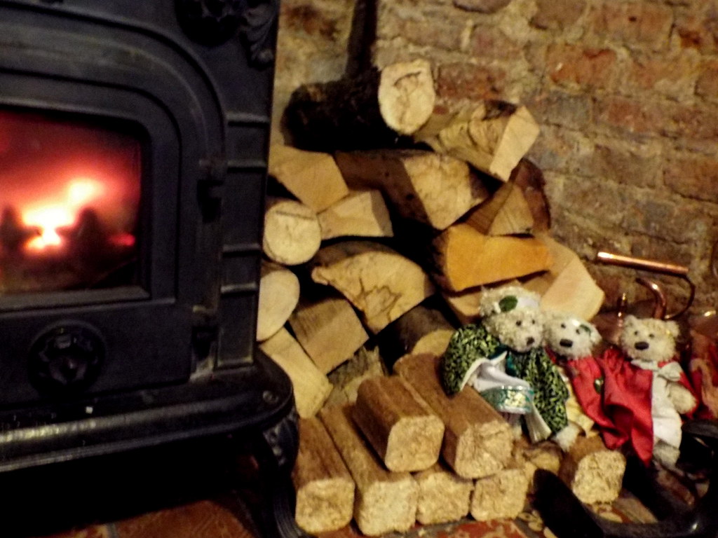 All ladies at at the Copper Kettle Much Wenlock threads_of_silver