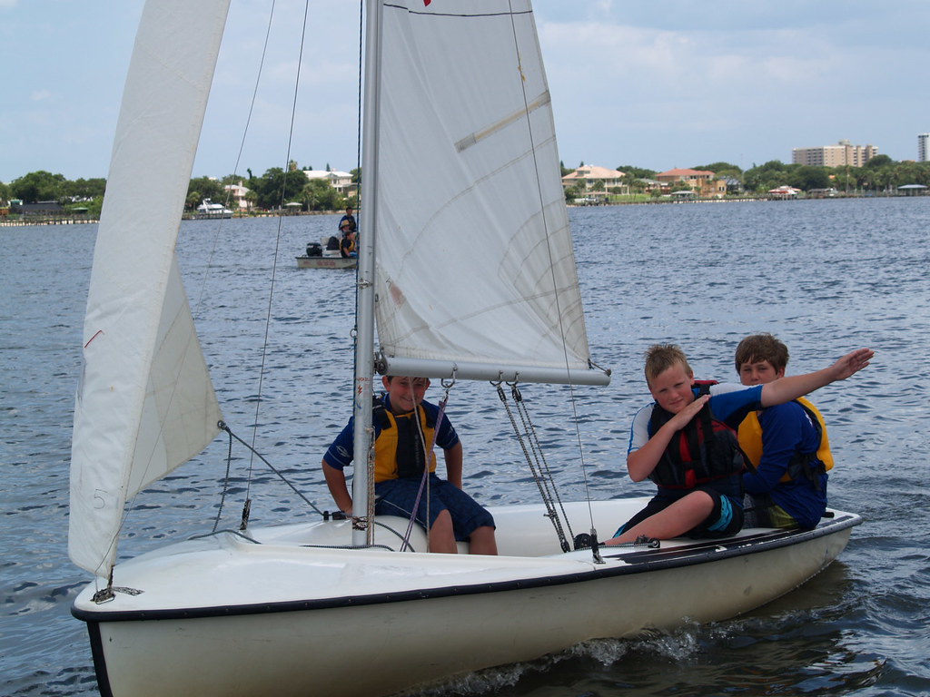 P1010109 OLYMPUS DIGITAL CAMERA Halifax Youth Sailing Flickr