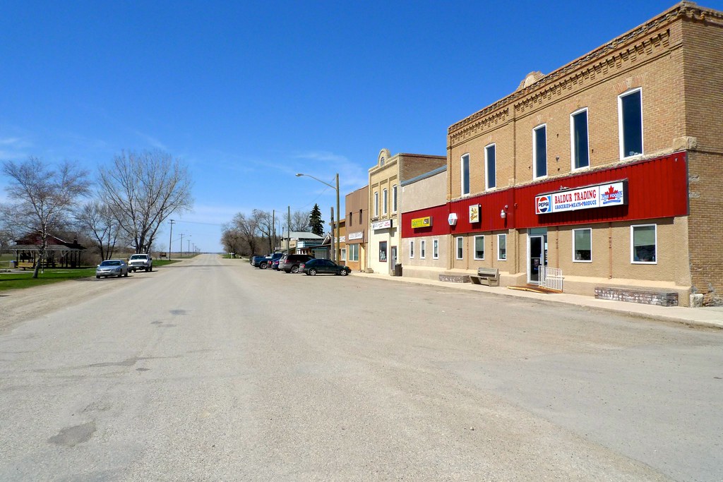 Baldur MB May 12 / 2013 Sunday High Noon Looking West Th… Flickr