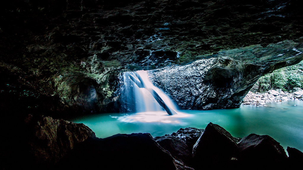 Natural Bridge Cave Springbrook Andrew Tallon Flickr