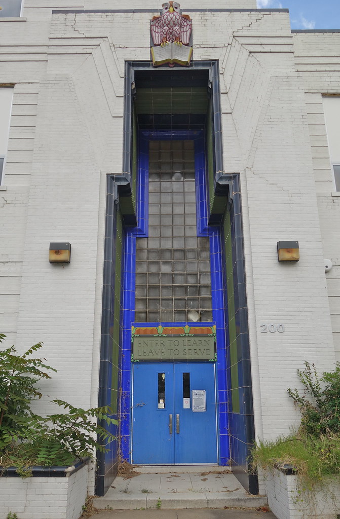 Wythe Elementary School Doorway Claremont Ave. Hampton, VA… Flickr