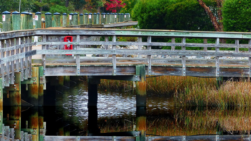 Birdneck Point in Va. Beach..From Pier at Linkhorn Condomi… Flickr