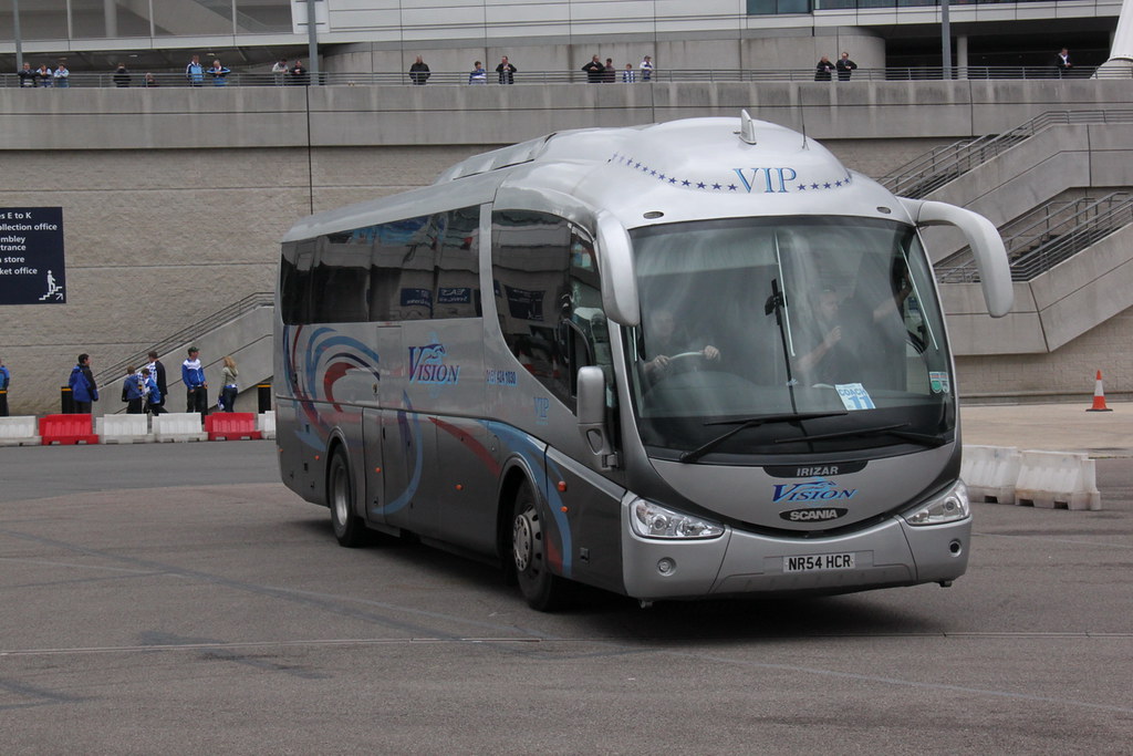 106195 Huyton Mini Coaches, Widnes (CH) NR54HCR Wembley st… Ken