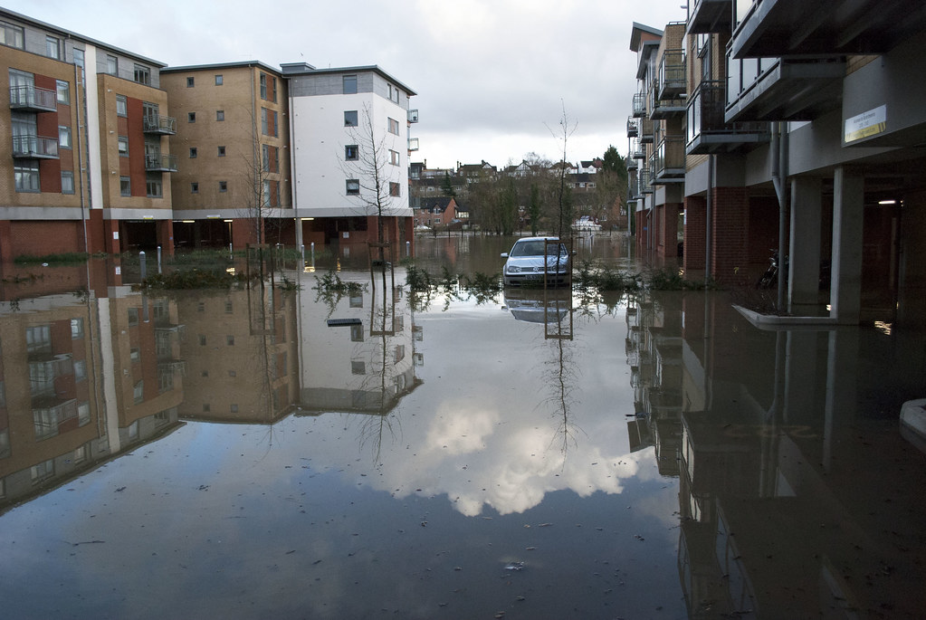 Maidstone FloodingChristmas Day Maidstone Floods Please c… Flickr