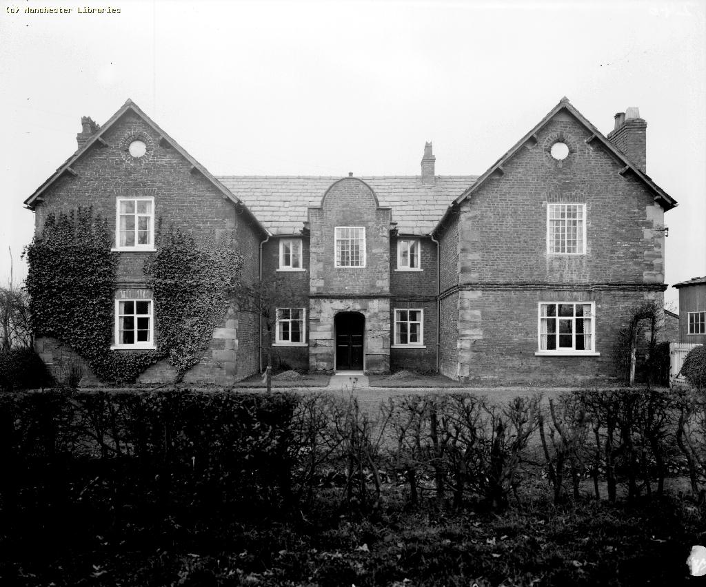 New Hall Green Farm, Wythenshawe Also known as Newall Gree… Flickr