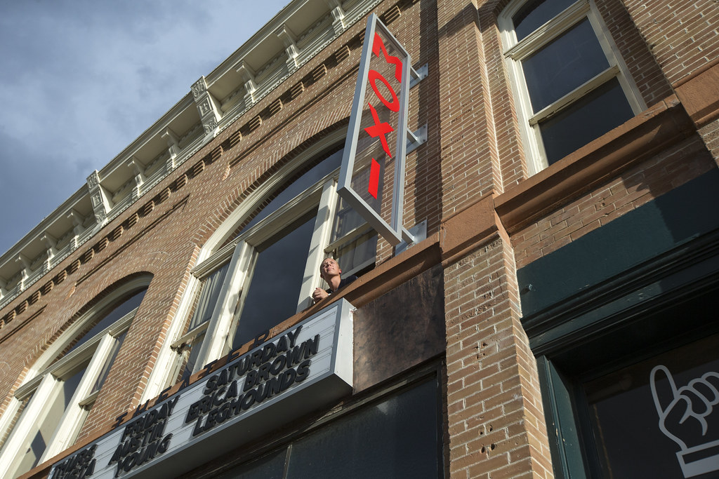_A1Q8640 Moxi Theater in downtown Greeley University of Northern