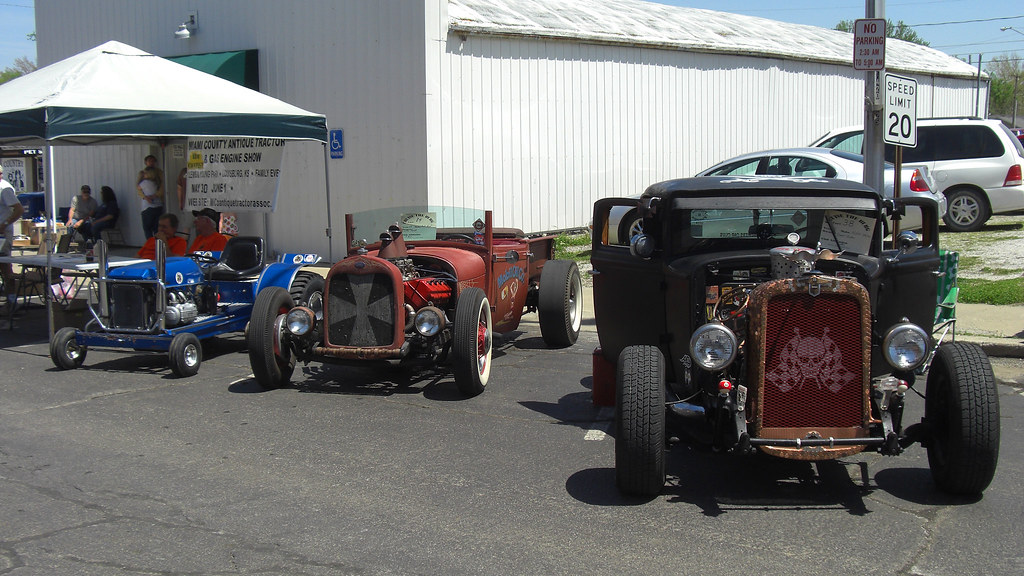 CIMG7935 "Cruise The Burg Car Show" 2014 in Louisburg, Kan… Flickr
