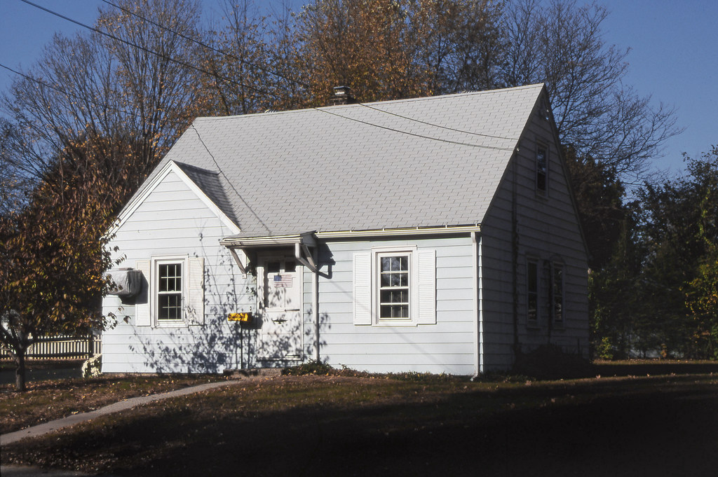House on Winding Lane where my family lived from 19501956… Flickr