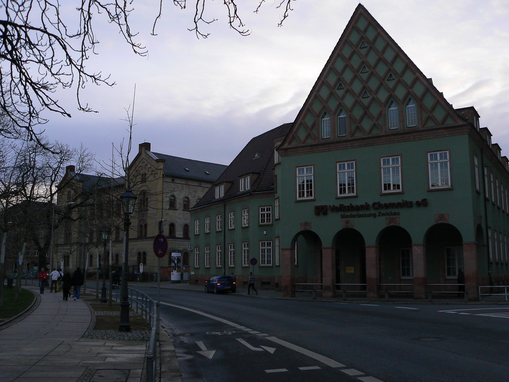 Bank Dr.FriedrichsRing, Zwickau abejorro34 Flickr