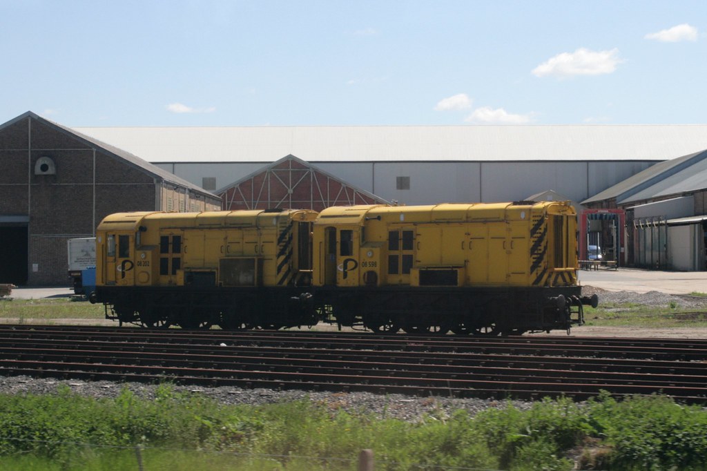 08202 08598 Seen in Ely Potters yard (through 365 window).… DennisDartSLF Flickr