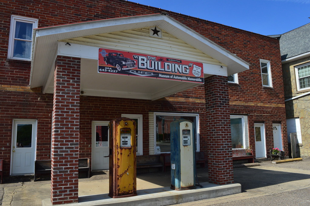 The Building Harrisville, WV Automobile Museum in Harrisvi… Flickr