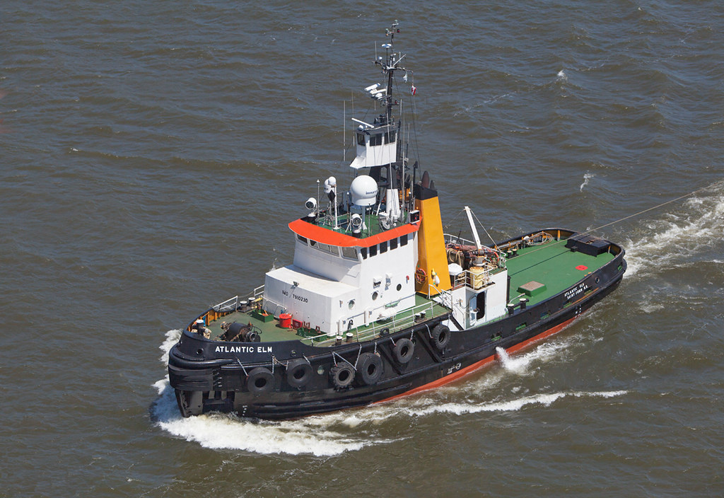 Flickriver Photoset 'Atlantic Towing Irving' by naturepainter