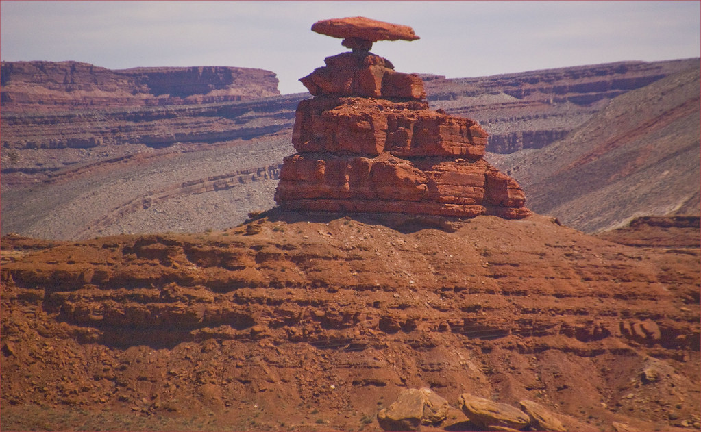 Mexican Hat Rock Mexican Hat (UT) Near Monument Valley … Flickr