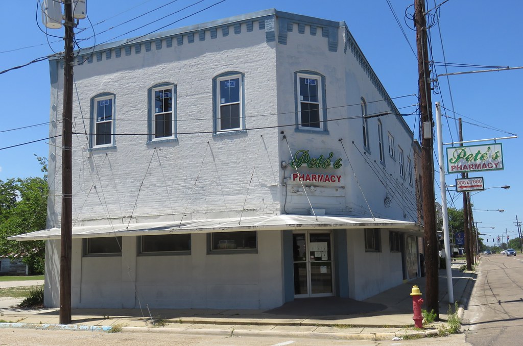 Storefront Building (Independence, Louisiana) Independence… Flickr