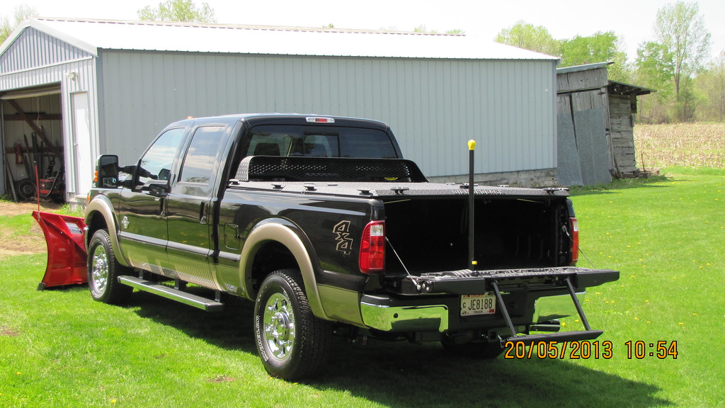 Black HeavyDuty Truck Bed Cover on a King Ranch F250 Flickr