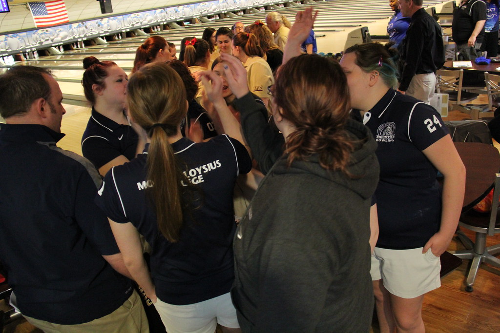 Women's Bowling Team Competes at SFU Invitational Mount Aloysius College Flickr