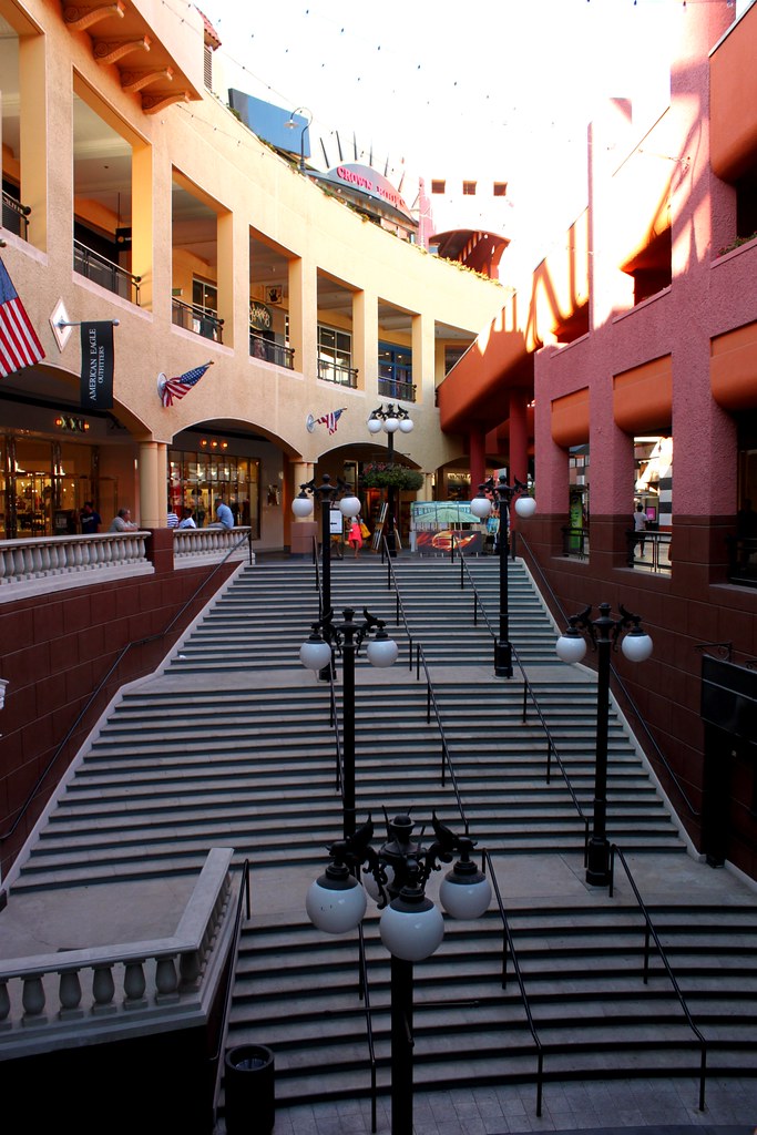 Westfield Horton Plaza Shopping Mall Down Town San Diego, … Flickr