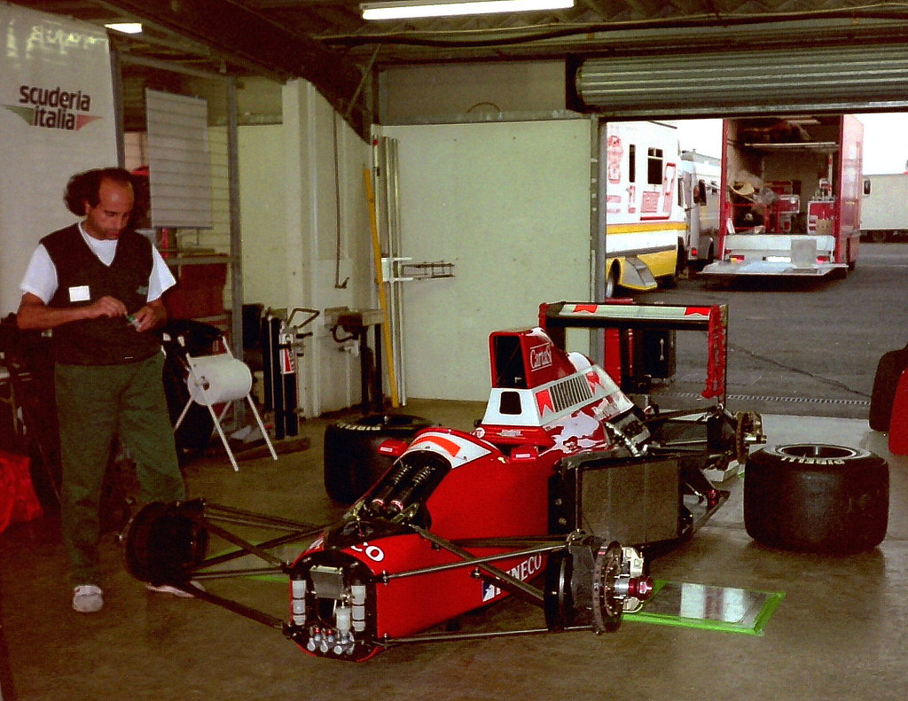 The Scuderia Italia Dallara BMS-190 in the pit garage duri… | Flickr