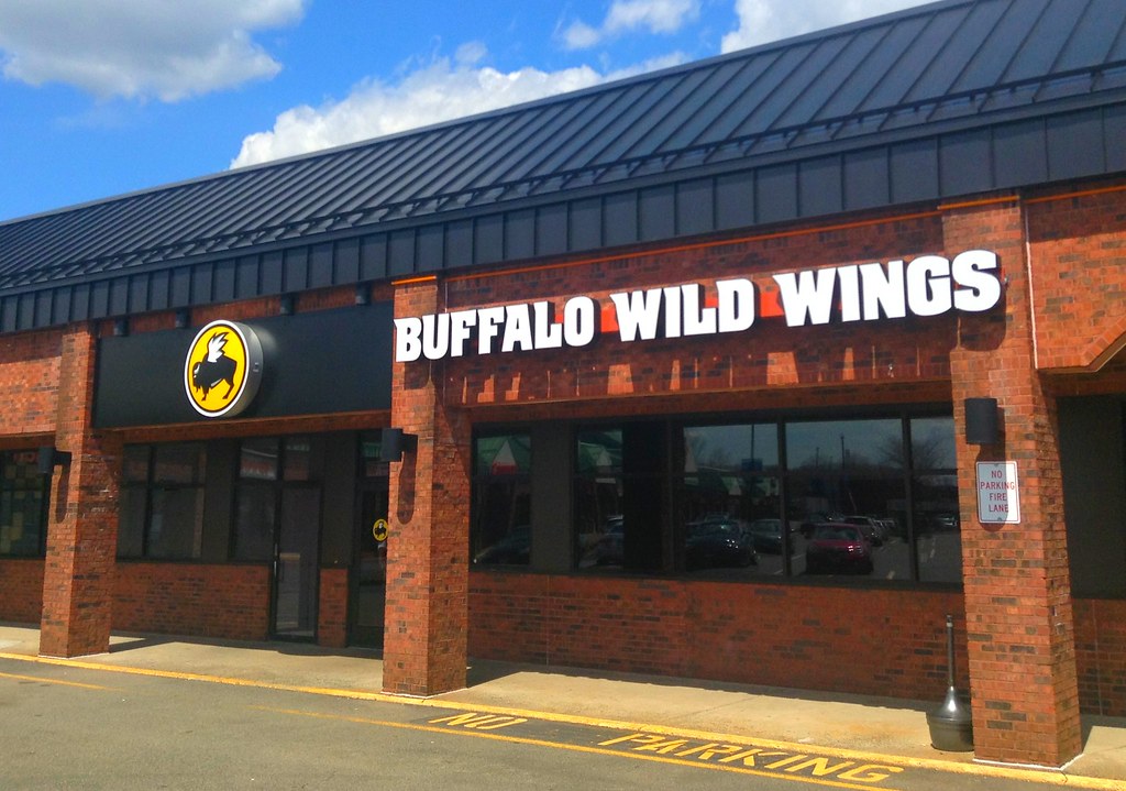 Buffalo Wild Wings Restaurant Buffalo Wild Wings Restauran… Flickr