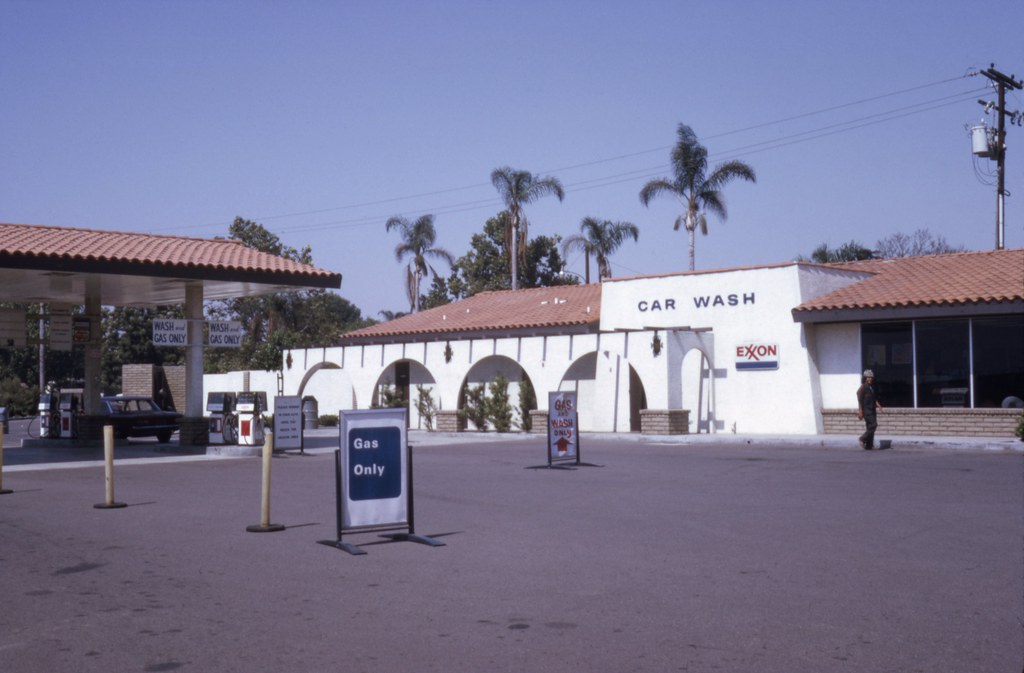 Exxon Car Wash, Main St., Orange, 1974 There are no known … Flickr