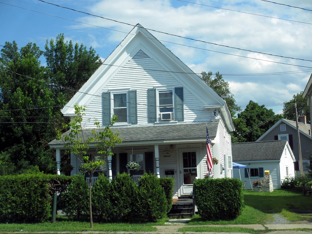 White gabled house, Rutland, Vermont Paul McClure Flickr