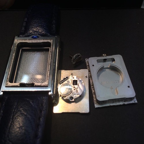 watchinside Cartier for a Battery & Reseal showing a sma… Flickr
