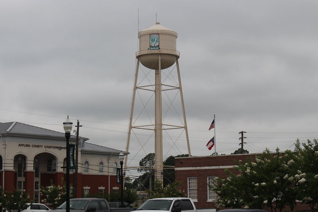 Baxley water tower in Water Works Park Baxley, Appling Cou… Flickr
