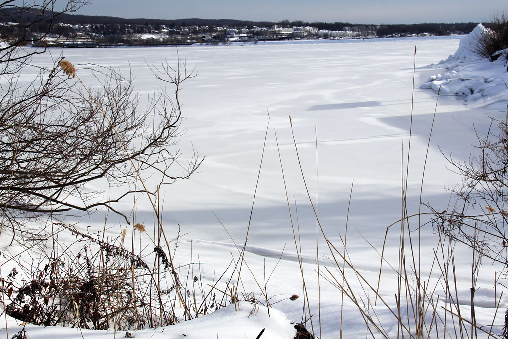 Picture Of Snow Taken On The Hudson River In Cortlandt, Ne… Flickr