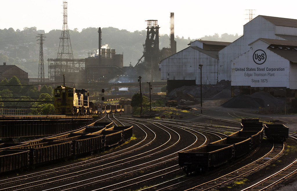 URR 18ET, East Pittsburgh PA Union Railroad's 18ET crew sh… Flickr