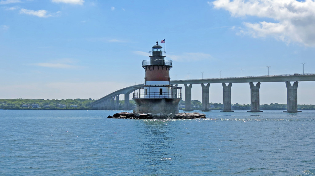 Plum Beach Lighthouse, Narragansett Bay, Rhode Island. Flickr
