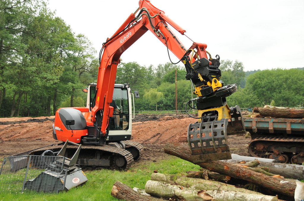 Kubota_KX80 with engcon EC05B & SK05 Kubota_KX80 with engc… Flickr