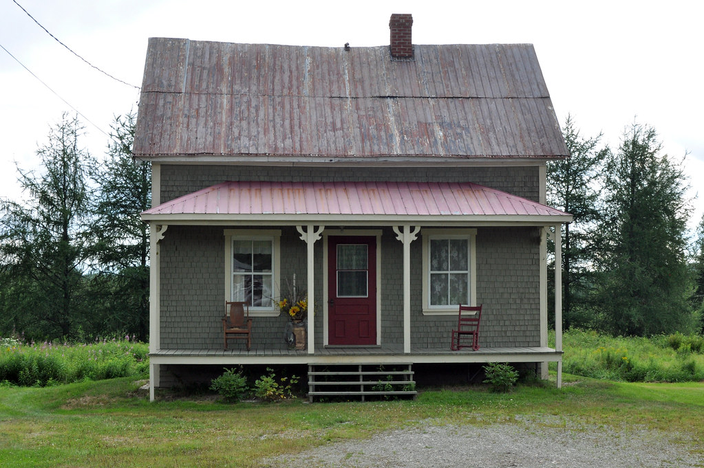 House near SaintJustdeBretenieres, Quebec Blake Gumprecht Flickr