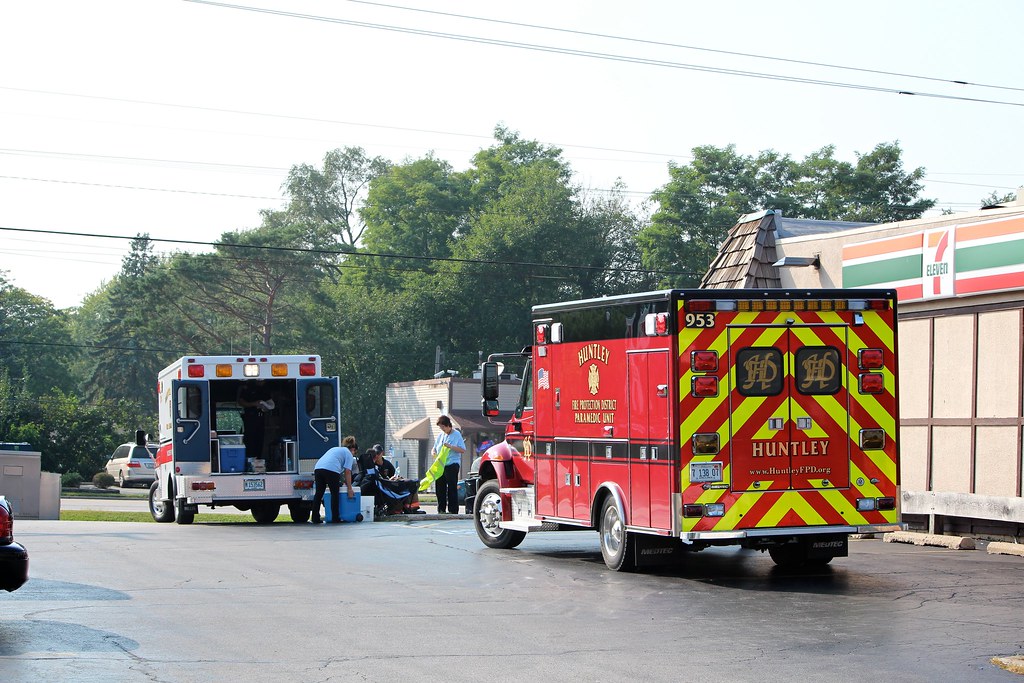 Carpentersville Structure Fire 9/19/13 ©AVucha 2013 Carpen… Flickr