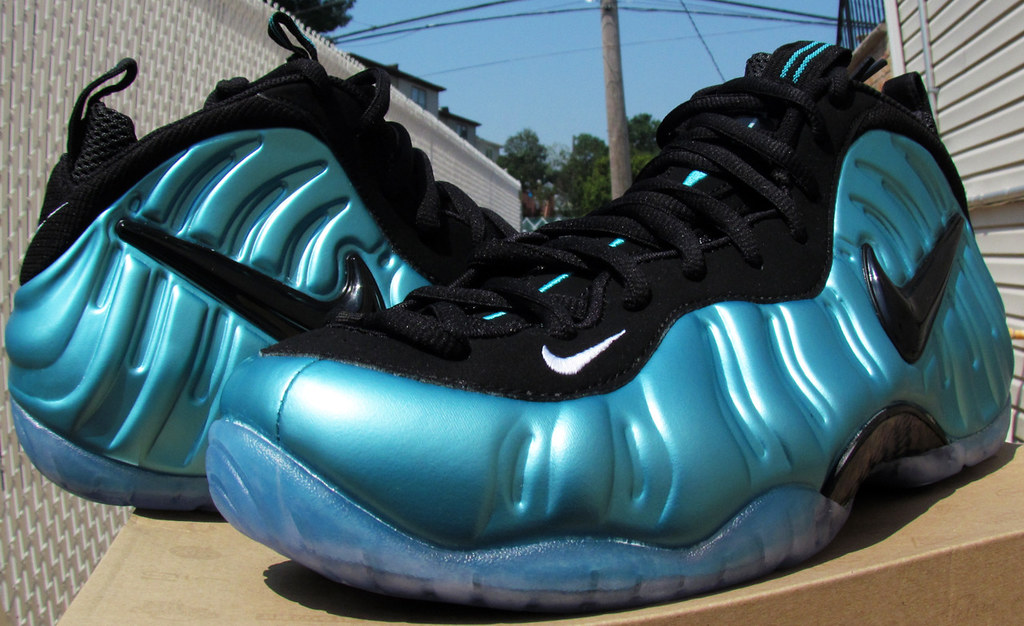 "Retro Blue" / "Electric Blue" Nike Air Foamposite Pro Flickr