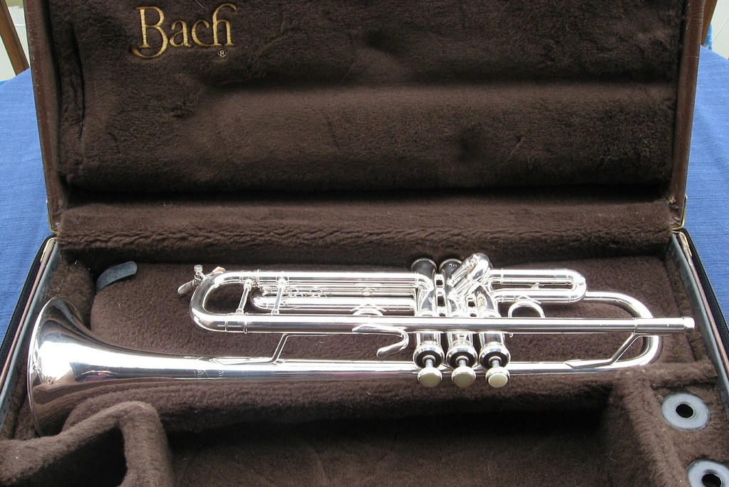 BACH STRAD 180S37 Bb TRUMPET 470XXX 1700.00 Flickr