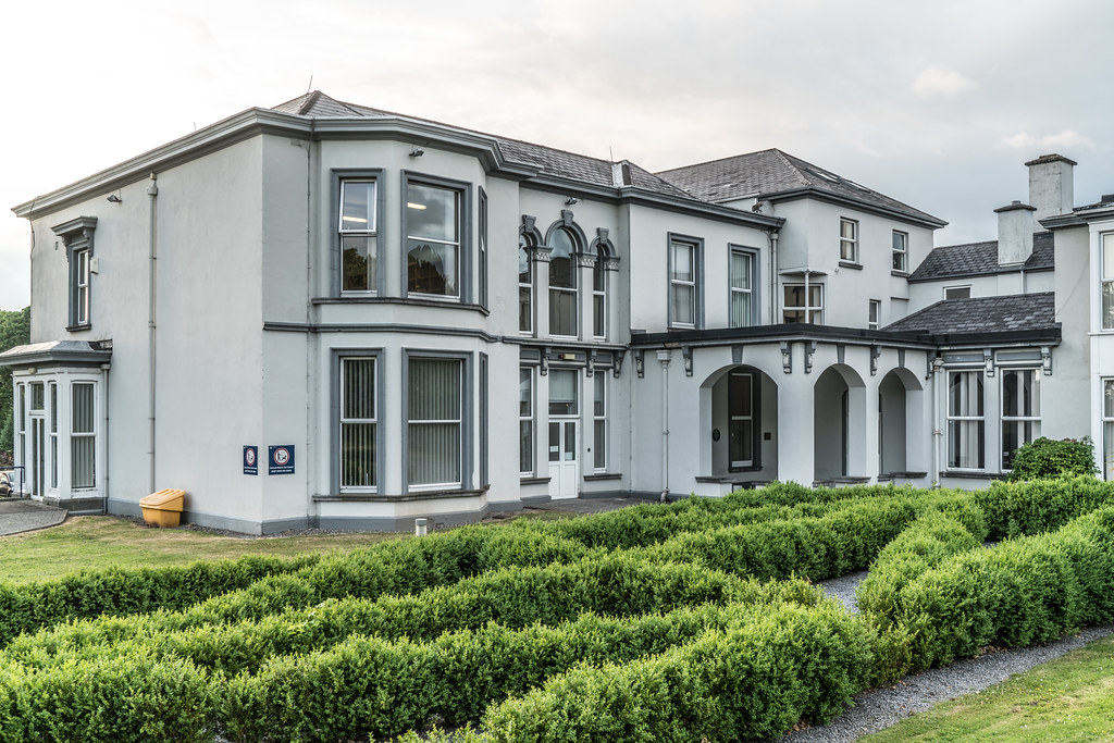 MARY IMMACULATE COLLEGE IN LIMERICK [Sony FE 35mm f1.4 ZA… Flickr