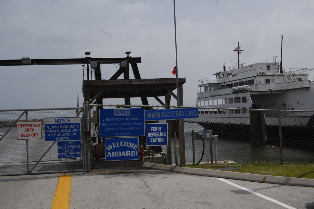 Cedar Island Ferry to Ocracoke Ready to take the 1130 Fer… Flickr