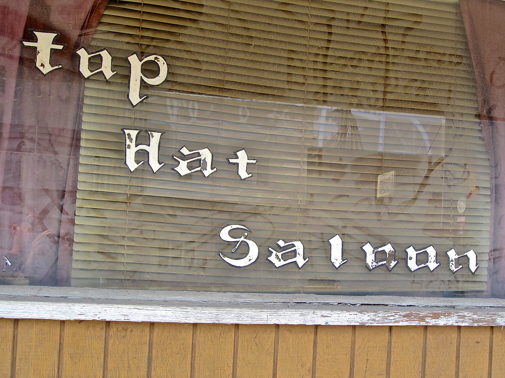 Top Hat Saloon, Brookfield, MO Painted window sign for the… Flickr